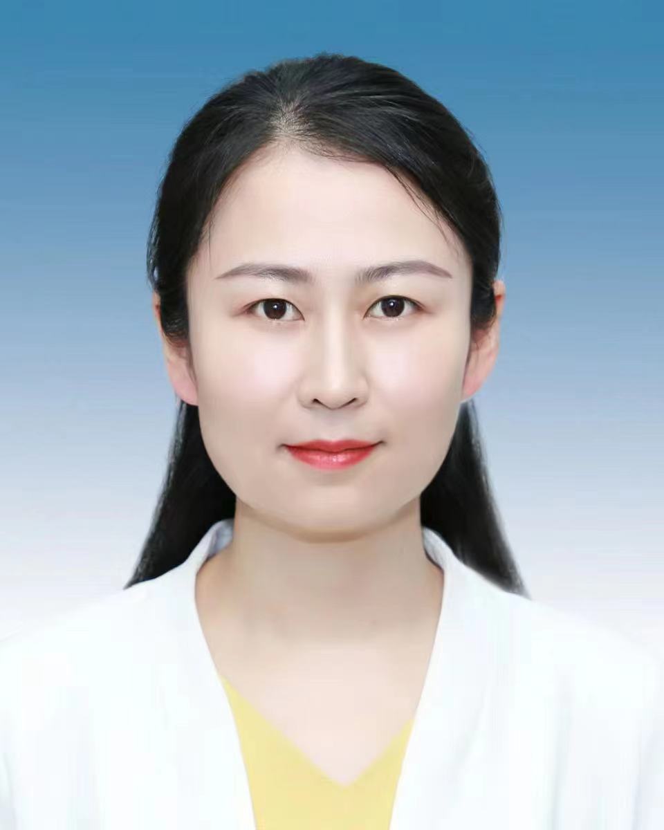 縣委常委、宣傳部部長：王蕊蕊  