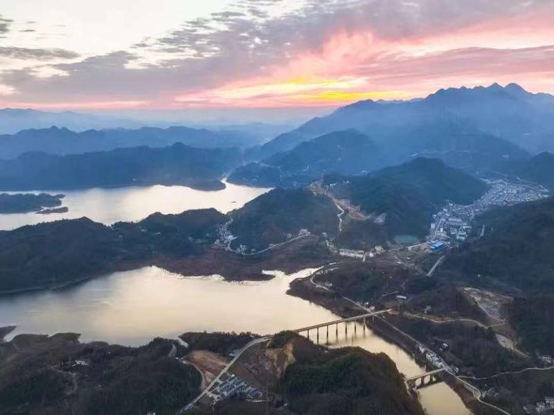流波晨曦